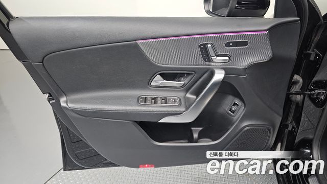 Mercedes-Benz A-Class (W177) A220 Sedan 2021 — фото 24