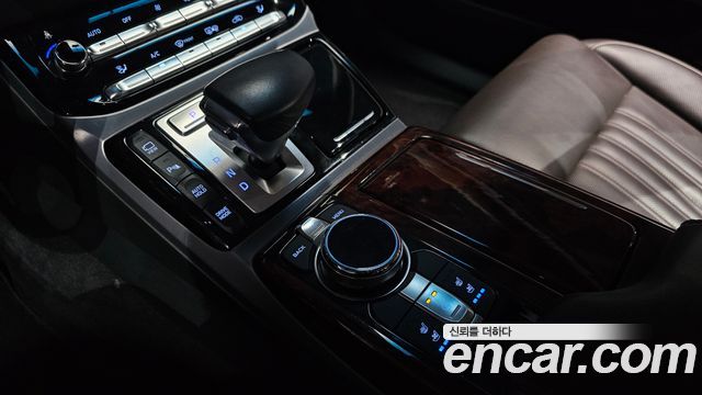 Genesis EQ900 3.8 GDI AWD Premium Luxury 2016 — фото 9