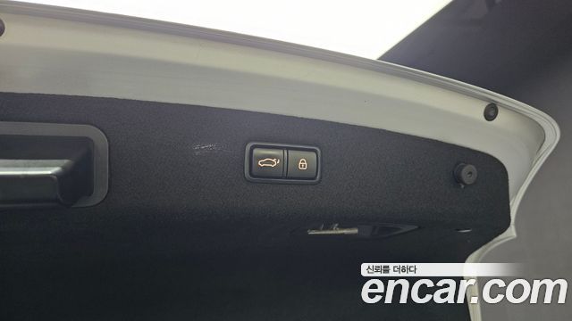 Genesis EQ900 3.8 GDI AWD Premium Luxury 2016 — фото 20