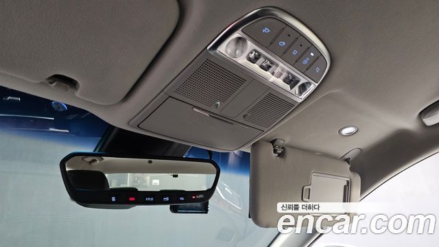 Genesis EQ900 3.8 GDI AWD Premium Luxury 2016 — фото 31