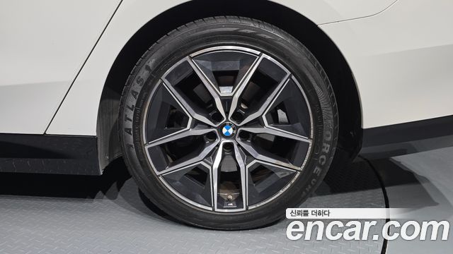 BMW 5 Series (G60) 520i M Sport 2024 — фото 21
