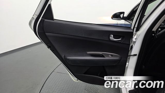 Kia K5 (II) 2.0 LPI Rental Car Prestige 2020 — фото 25