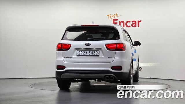 Kia Sorento Diesel 2.0 2WD Marster 2020 — фото 4