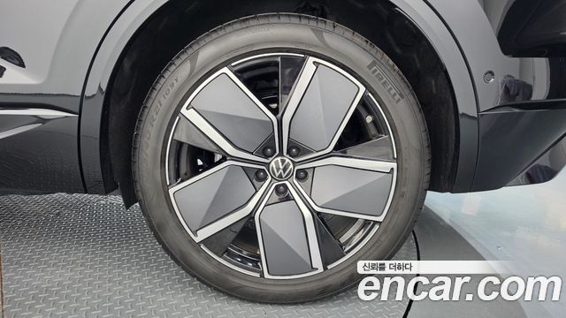 Volkswagen Touareg (III) 3.0 TDI R-Line Final Edition 2026 — фото 21