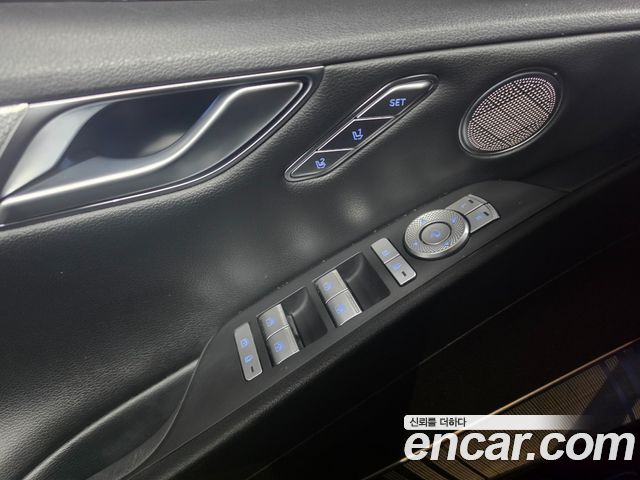 Genesis Electrified G80 (RG3) e-AWD 2022 — фото 15