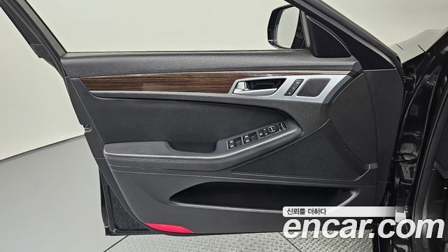Genesis G80 3.3 GDI Luxury 2017 — фото 24