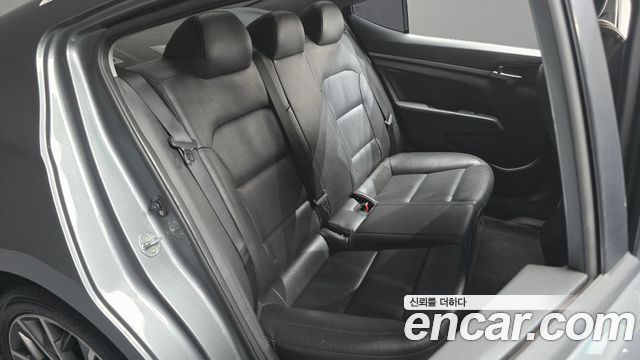 Hyundai Avante (AD) 1.6 Style 2019 — фото 12