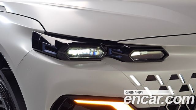 Renault Korea Filante 1.5 E-Tech Esprit Alpine 2WD 2027 — фото 22