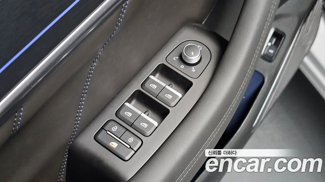 Renault Korea Filante 1.5 E-Tech Esprit Alpine 2WD 2027 — фото 36