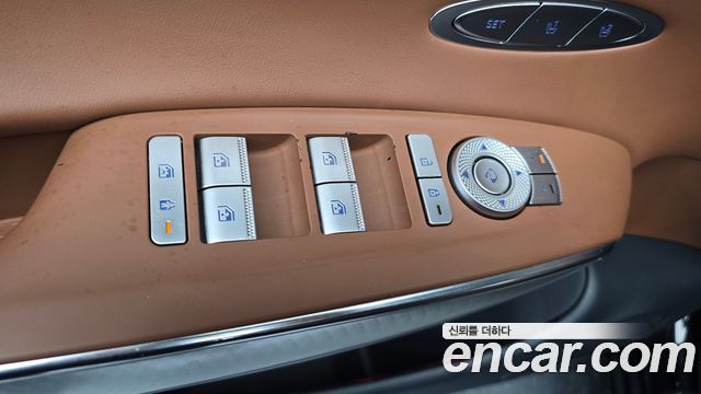 Genesis GV70 2.5T Gasoline 2WD 2023 — фото 29