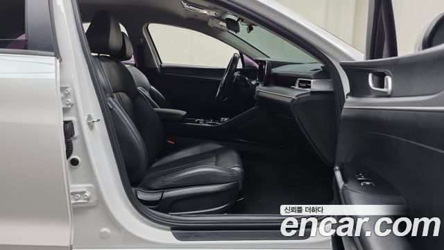 Kia K5 (III) 2.0 Trendy 2020 — фото 26