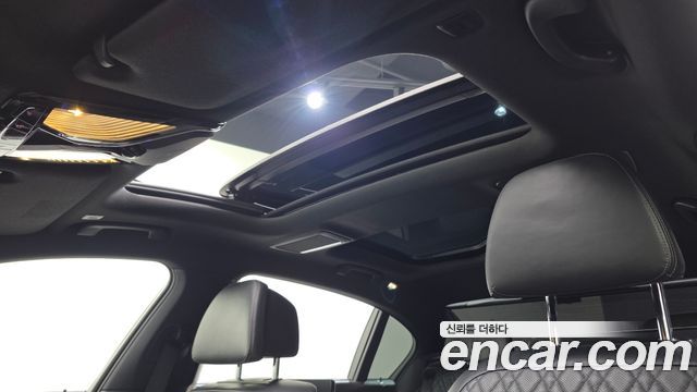 BMW 7 Series (G11) 740Ld xDrive M Sport 2018 — фото 19