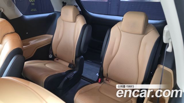Kia Carnival (IV) Diesel 9-Seater Prestige 2023 — фото 27