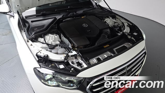Mercedes-Benz E-Class (W214) E300 4MATIC Exclusive 2024 — фото 6