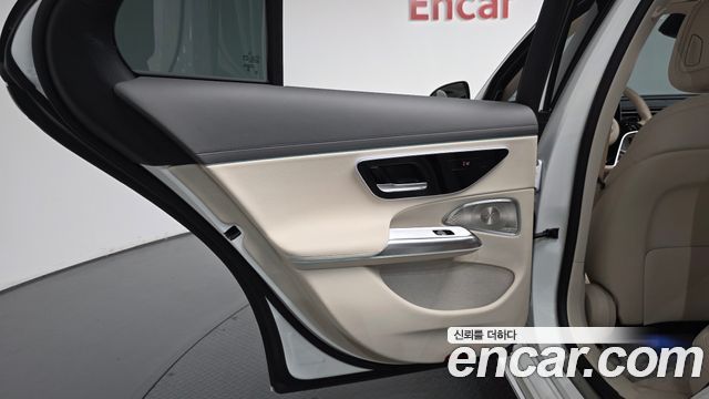 Mercedes-Benz E-Class (W214) E300 4MATIC Exclusive 2024 — фото 25