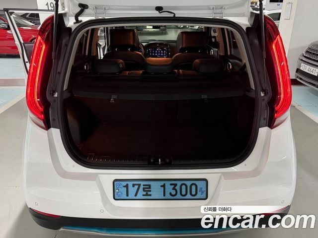 Kia Soul Booster EV Noblesse 2019 — фото 24