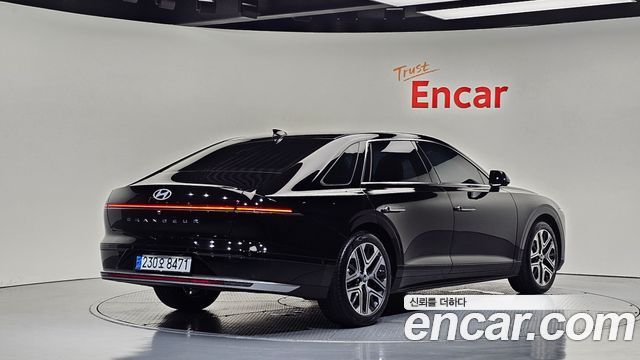 Hyundai Grandeur (GN7) 2,5 Gasoline 2WD Exclusive 2025 — фото 2