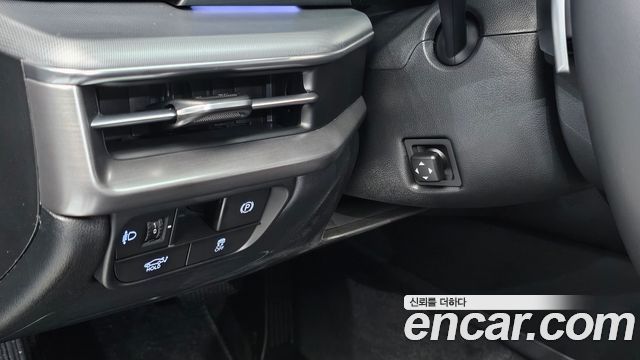Hyundai Grandeur (GN7) 2,5 Gasoline 2WD Exclusive 2025 — фото 18