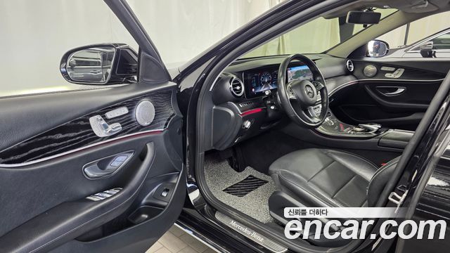 Mercedes-Benz E-Class (W213) E300 4MATIC AV Intelligent Drive 2017 — фото 10