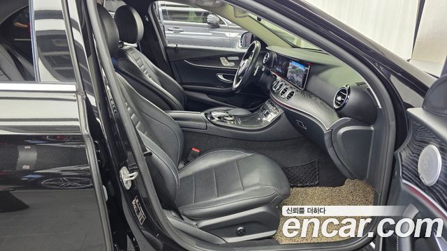 Mercedes-Benz E-Class (W213) E300 4MATIC AV Intelligent Drive 2017 — фото 11