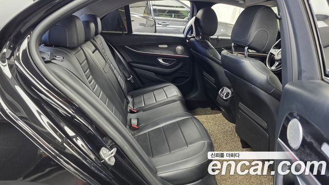 Mercedes-Benz E-Class (W213) E300 4MATIC AV Intelligent Drive 2017 — фото 12