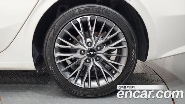 Kia K3 (II) 1.6 Noblesse 2022 — фото 21