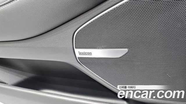 Genesis G90 3.8 AWD Premium Luxury 2019 — фото 34