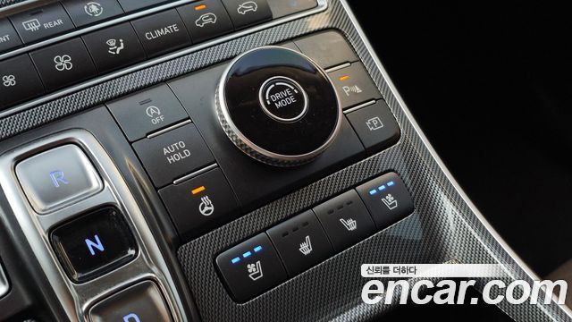 Hyundai Santa Fe Gasoline 2.5T 2WD Prestige 2022 — фото 19