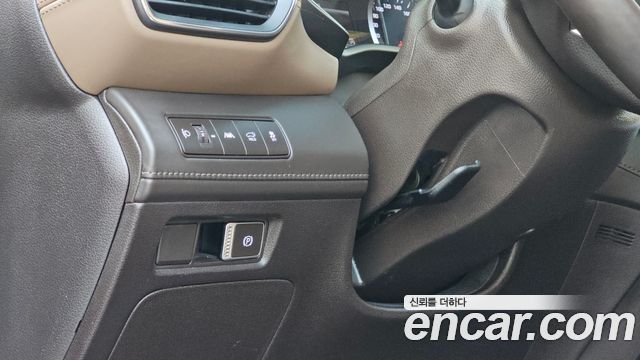 Hyundai Santa Fe Gasoline 2.5T 2WD Prestige 2022 — фото 20