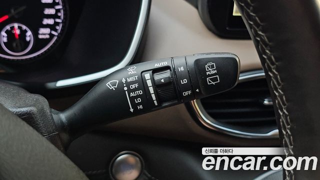 Hyundai Santa Fe Gasoline 2.5T 2WD Prestige 2022 — фото 33