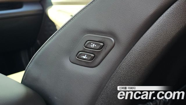 Hyundai Santa Fe Gasoline 2.5T 2WD Prestige 2022 — фото 35