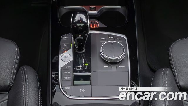 BMW 1 Series (F40) 120i M Sports 2022 — фото 9