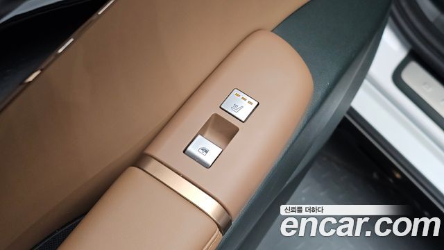 Hyundai Grandeur Hybrid (GN7) Calligraphy 2023 — фото 30