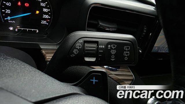 Ford Explorer (VI) 2.3 LimIted 4WD 2020 — фото 16