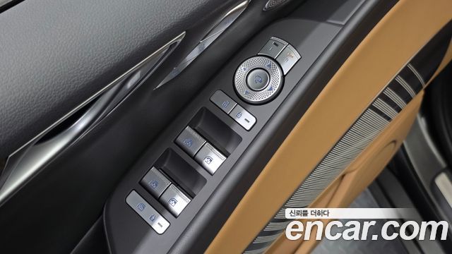 Genesis G80 (RG3) Gasoline 2.5 Turbo AWD 2024 — фото 14