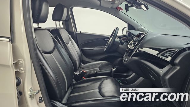 Chevrolet Spark Premier 2021 — фото 11