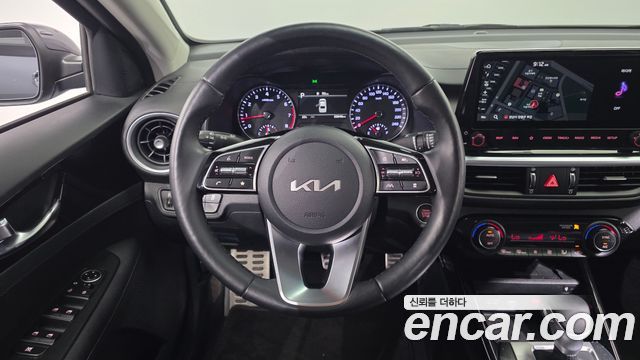 Kia K3 (II) 1.6 Prestige 2024 — фото 15