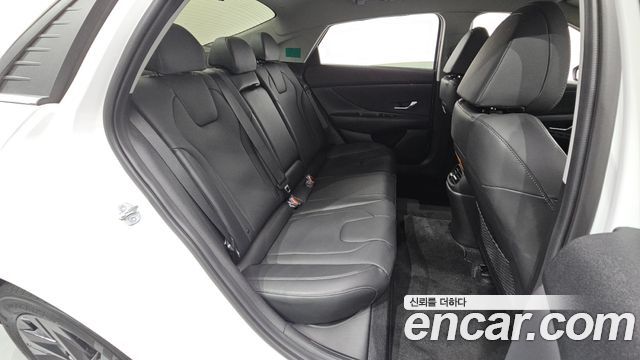 Hyundai Avante (CN7) 1.6 Inspiration 2023 — фото 15