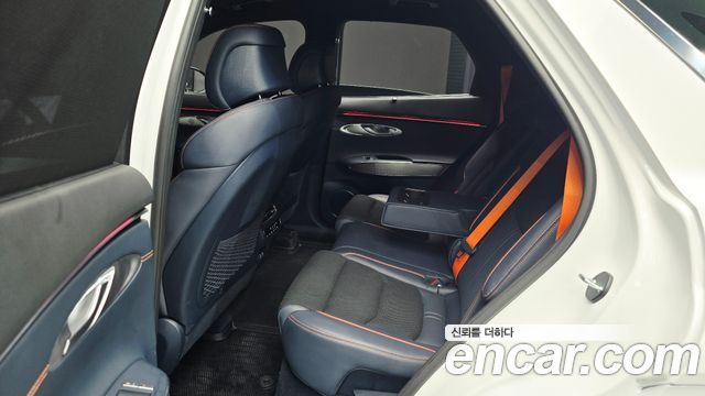 Genesis GV70 2.5T Gasoline 2WD 2025 — фото 12