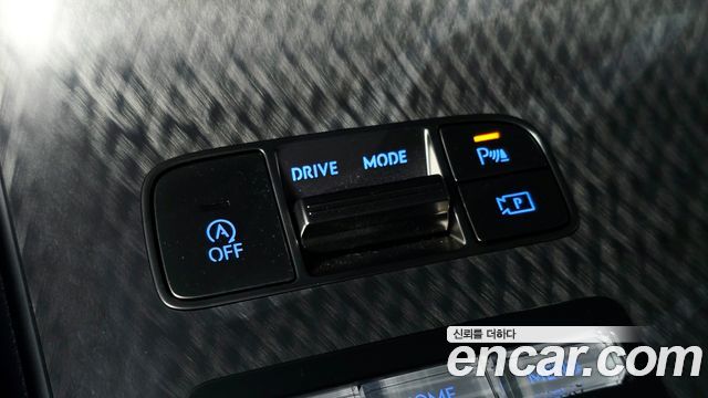 Genesis GV70 2.5T Gasoline 2WD 2025 — фото 13