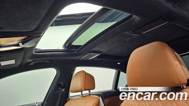 BMW 7 Series (G11) 740Li xDrive M Sport Package 2021 — фото 19