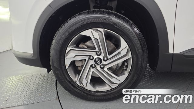 Hyundai Santa Fe Diesel 2.2 4WD Exclusive 2023 — фото 5