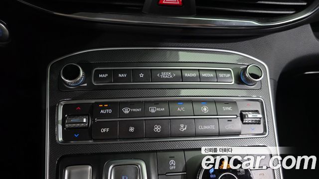Hyundai Santa Fe Diesel 2.2 4WD Exclusive 2023 — фото 31