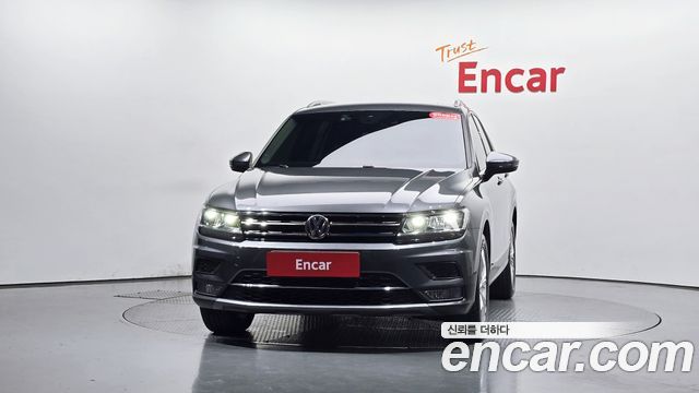 Volkswagen Tiguan (II) 2.0 TDI Premium 2020 — фото 3