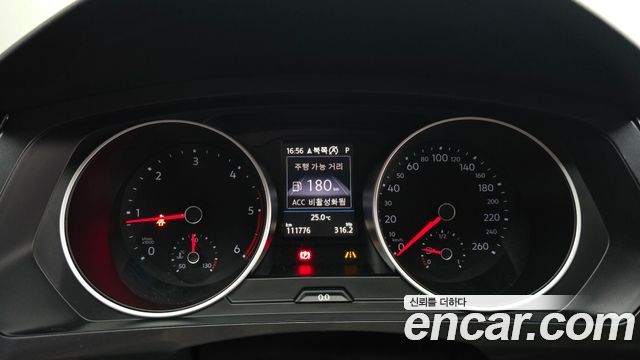 Volkswagen Tiguan (II) 2.0 TDI Premium 2020 — фото 8