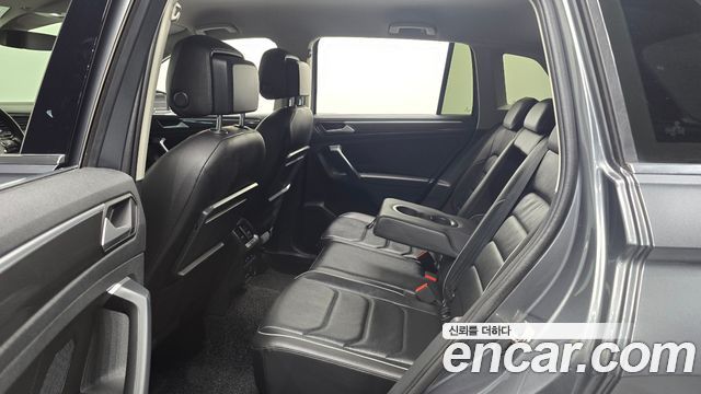 Volkswagen Tiguan (II) 2.0 TDI Premium 2020 — фото 11