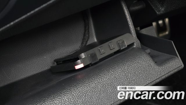 Volkswagen Tiguan (II) 2.0 TDI Premium 2020 — фото 14