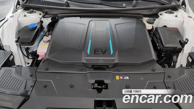 Hyundai Ioniq 5 Long Range Prestige 2025 — фото 6