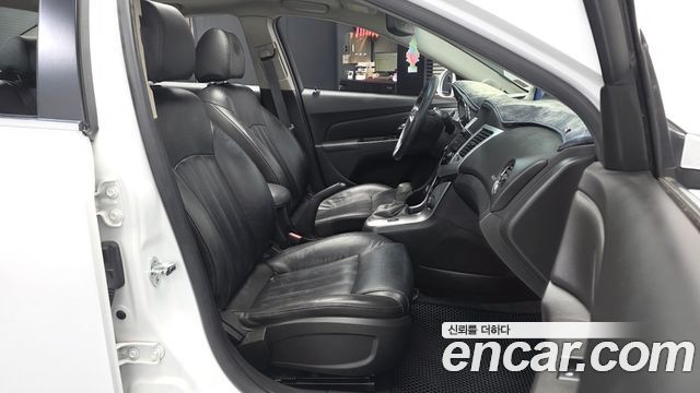 Chevrolet Cruze 2.0 LTZ+ 2012 — фото 11