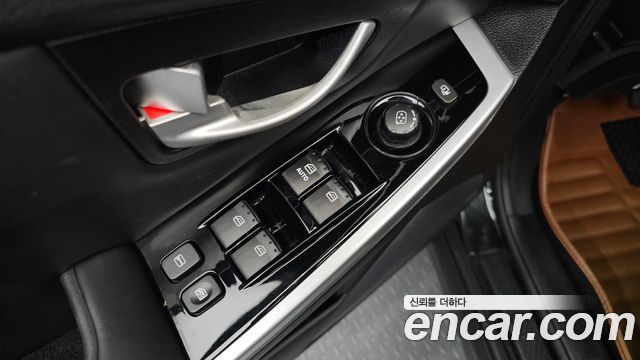 KG Mobility (SsangYong) Korando C 2.0 CVT 2WD Deluxe 2015 — фото 29